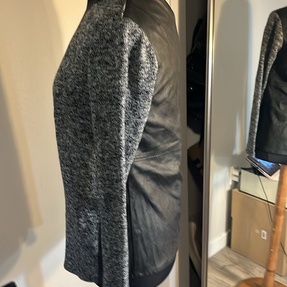 VEX COLLECTION SWEATER JACKET - Picture 4 of 8